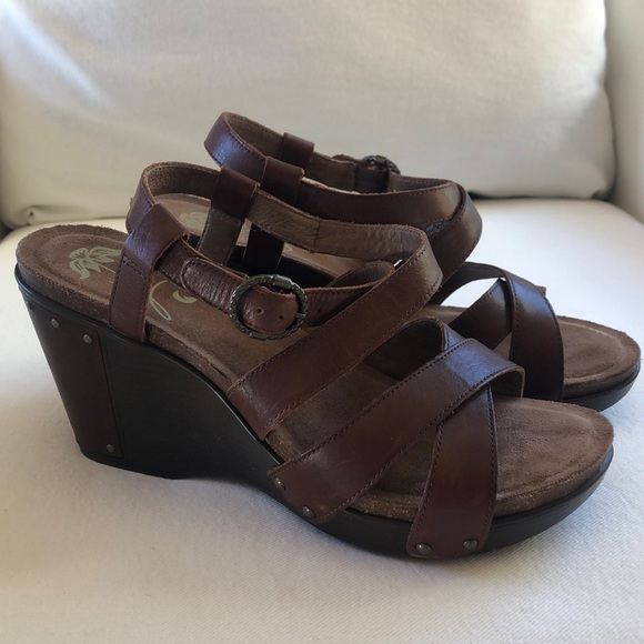 COPY - Brown dansko Frida Wedge - Picture 2 of 6